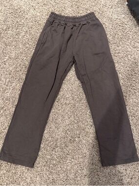 Hours sweatpants